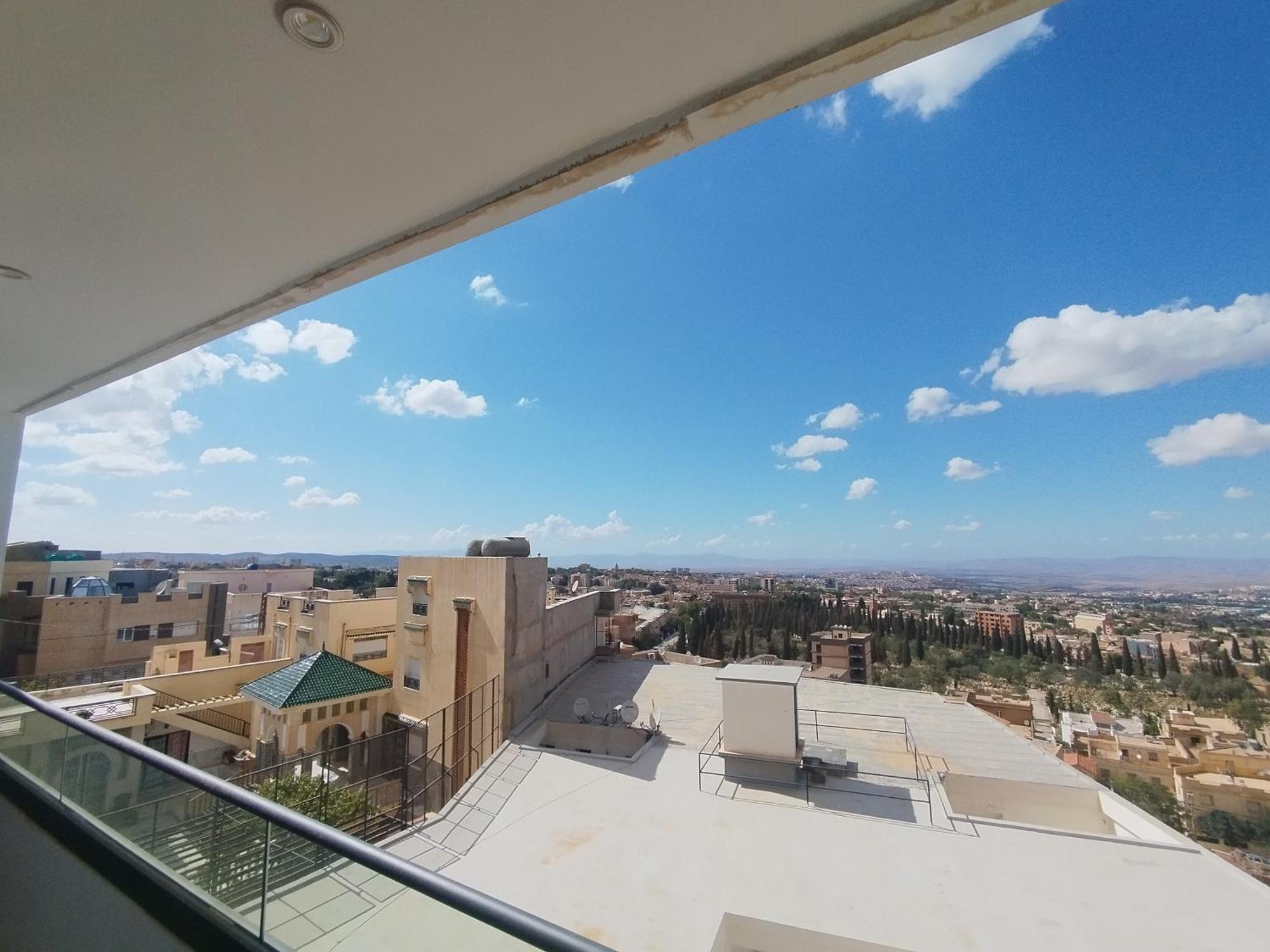 Luxueux Appartement A Tlemcen Exterior foto